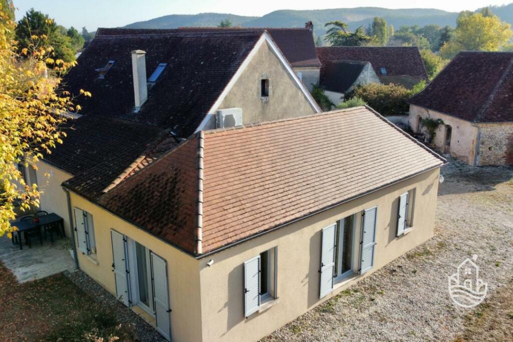 Primary image of Le-Bugue, Aquitaine, 24260, France