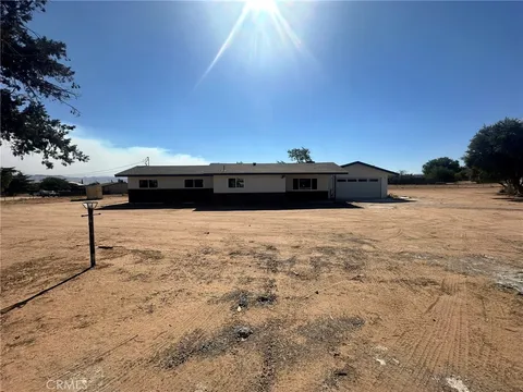 7677 11th Avenue, Hesperia, CA 92345