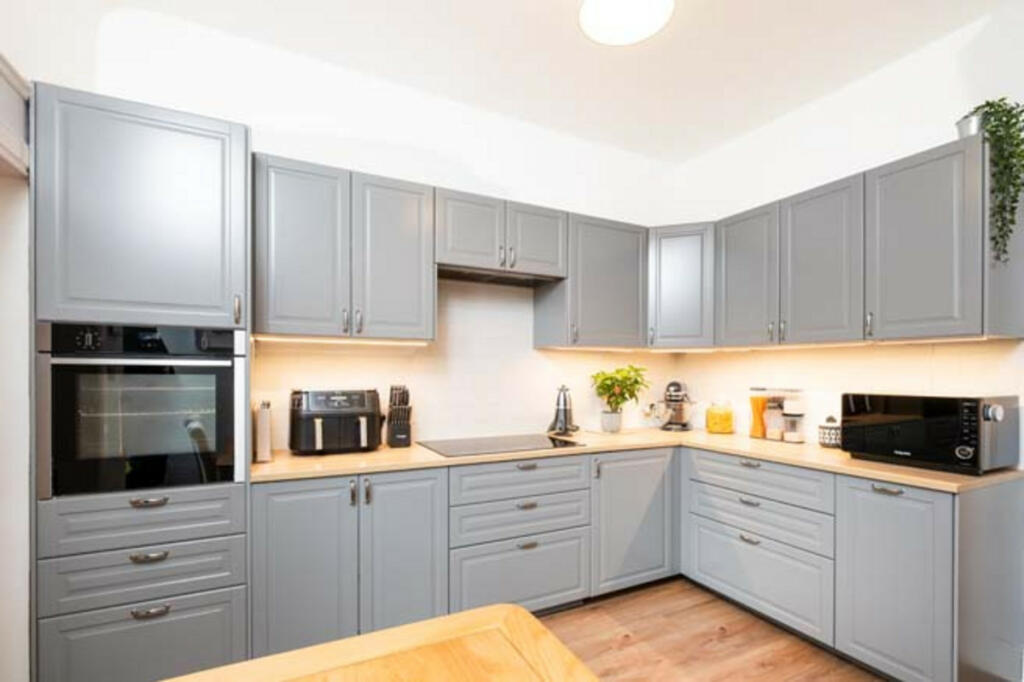 Additional image 8 of CLIFTON Road, ABERDEEN, AB24