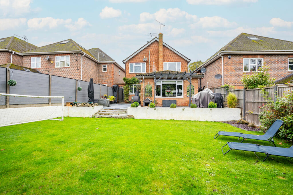 Additional image 20 of Penn Road, Park Street, St. Albans, Hertfordshire, AL2