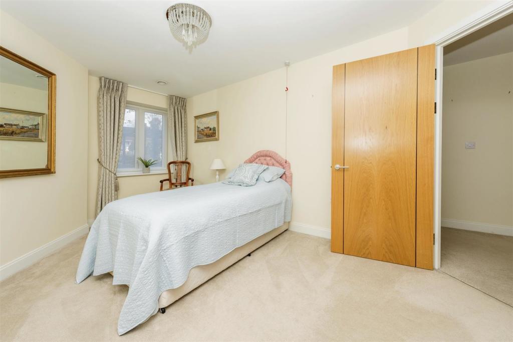 Additional image 10 of Eleanor House, 232 London Road, St Albans, Hertfordshire, AL1 1NR