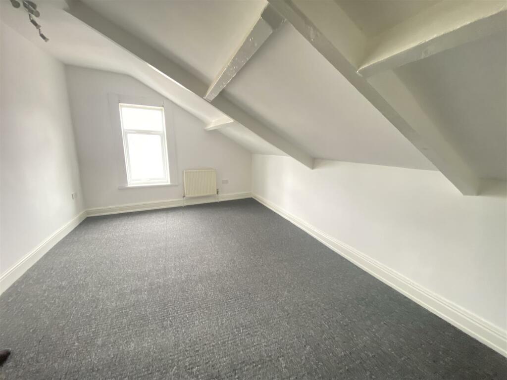 Additional image 8 of Midland Metropolitan University Hospital Five Bedroom for NHS