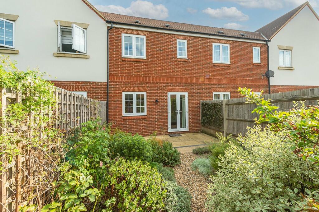 Additional image 11 of Mortimer Crescent, Kings Park, St. Albans, Hertfordshire, AL3