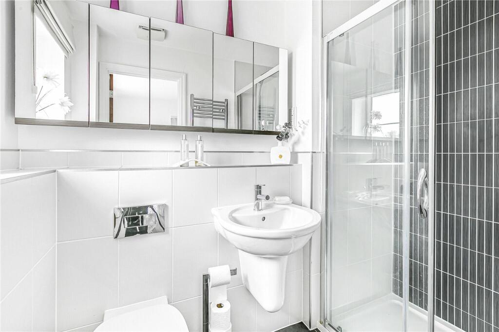 Additional image 19 of Salix Close, Welwyn, Hertfordshire