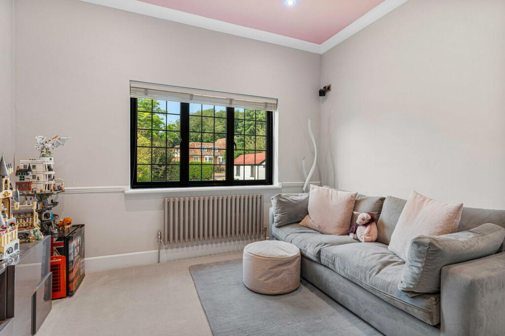 Additional image 35 of Codicote Road, Welwyn, AL6