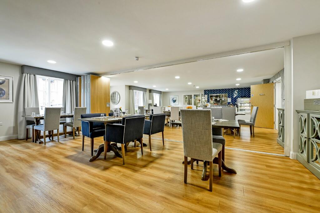 Additional image 7 of The Broadway, Amersham, Buckinghamshire, HP7