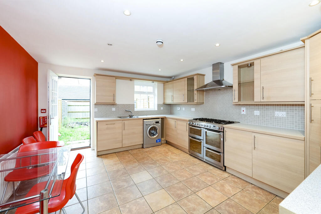 Additional image 20 of The Runway, Hatfield