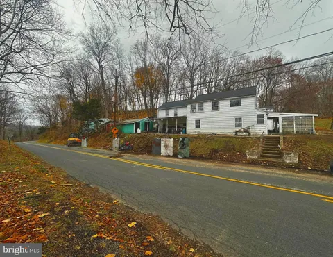 1900 River Rd, Phillipsburg, NJ 08865