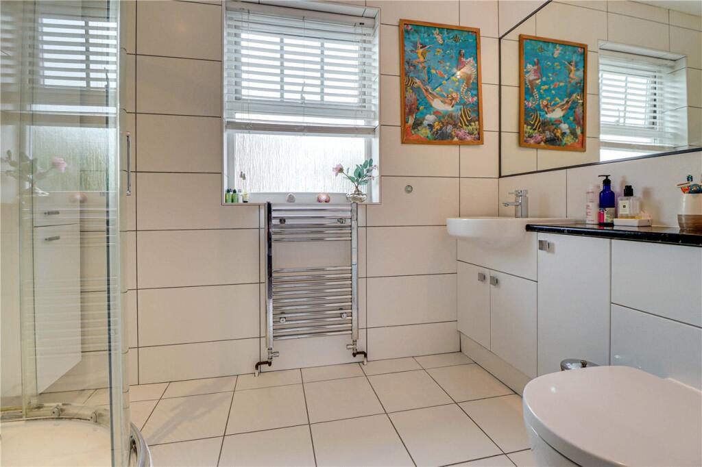 Additional image 13 of Hilltop Walk, Harpenden, Hertfordshire, AL5