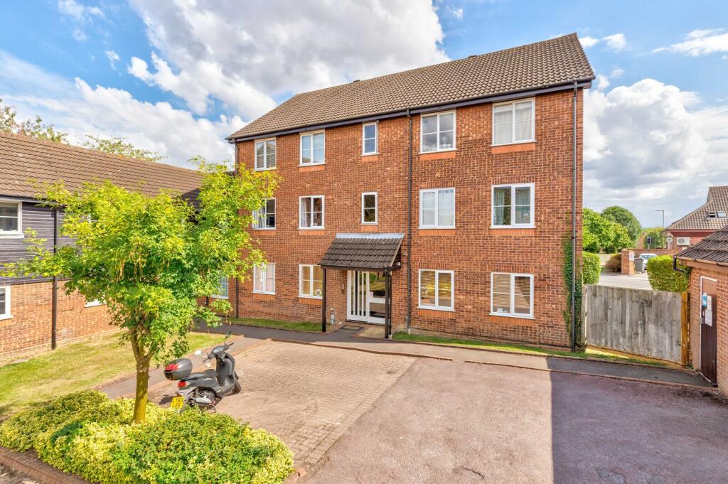 Village Court, Twyford Road, St. Albans, Hertfordshire, AL4