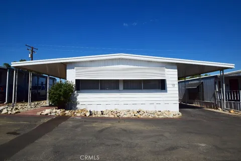 7425 Church Street Unit 10, Yucca Valley, CA 92284