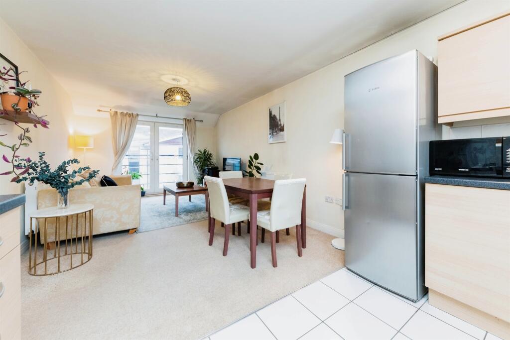 Additional image 4 of Eddington Crescent, WELWYN GARDEN CITY