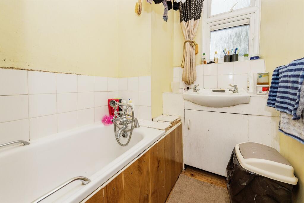 Additional image 10 of Hatfield Road, St. Albans