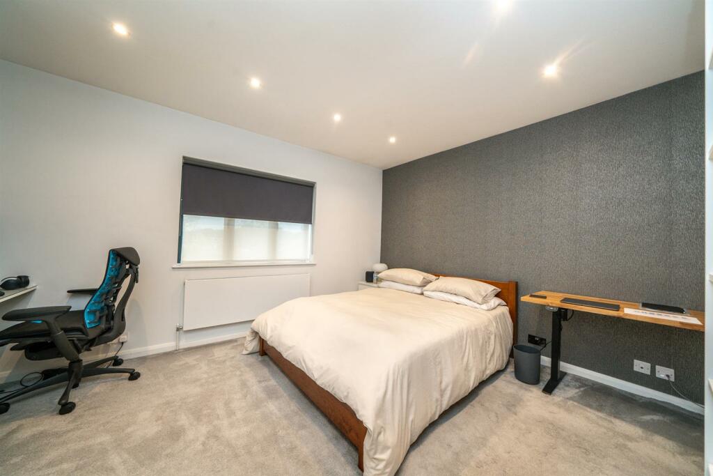 Additional image 13 of Oakwood Road, Bricket Wood