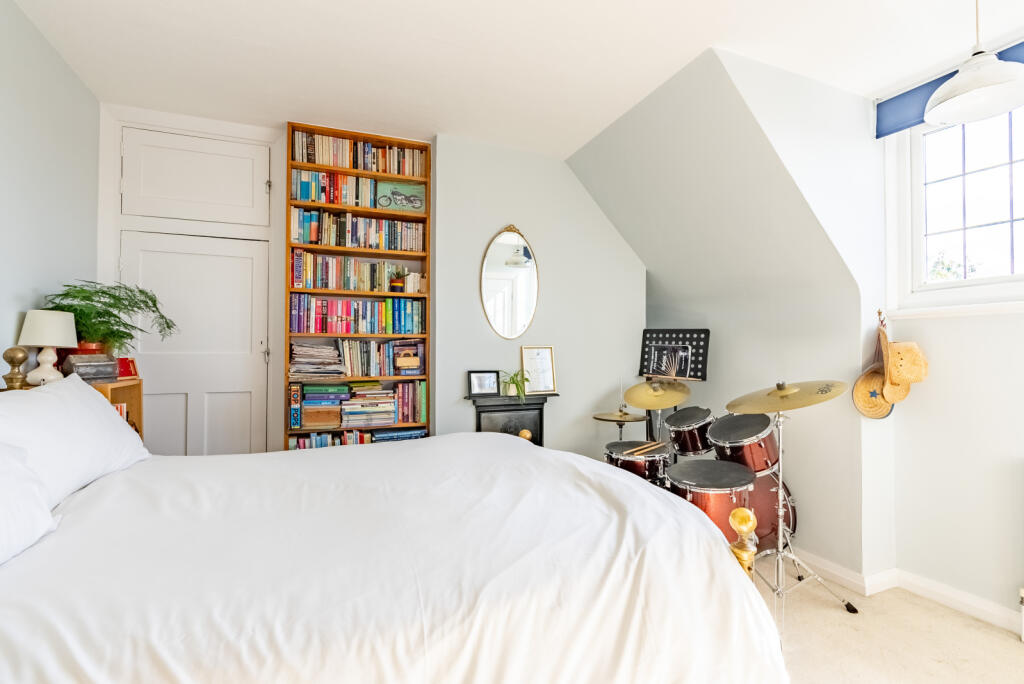 Additional image 17 of Upton Avenue, St. Albans, Hertfordshire, AL3