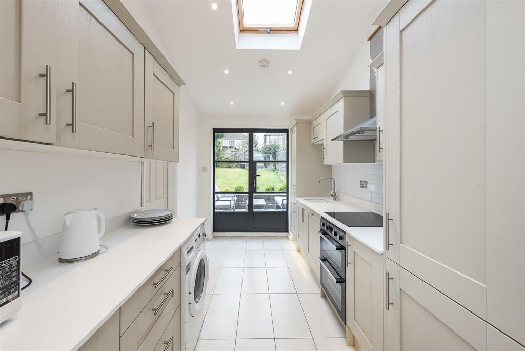 Additional image 5 of Glemsford Drive, Harpenden