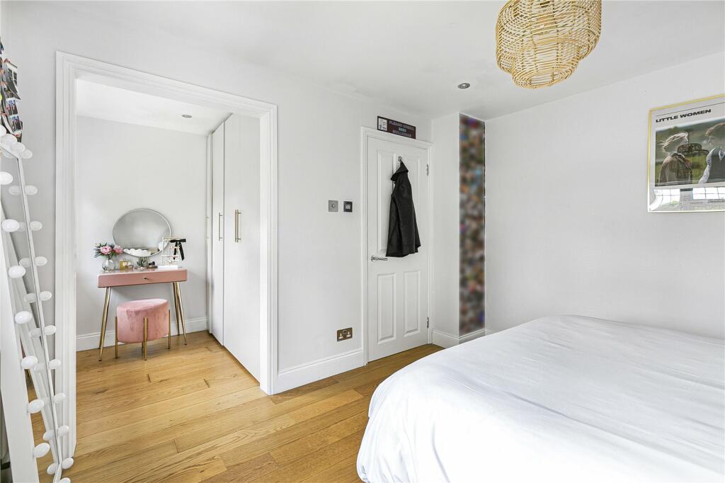 Additional image 15 of Mymms Drive, Brookmans Park, Hertfordshire, AL9