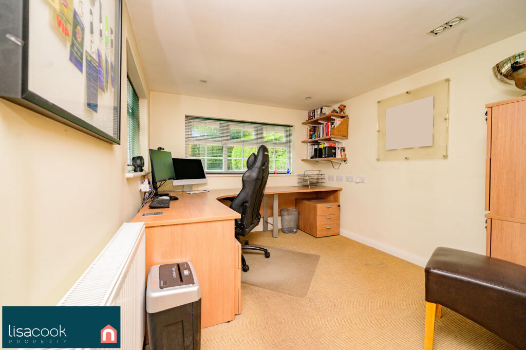 Additional image 29 of Park Street Lane, St Albans, AL2