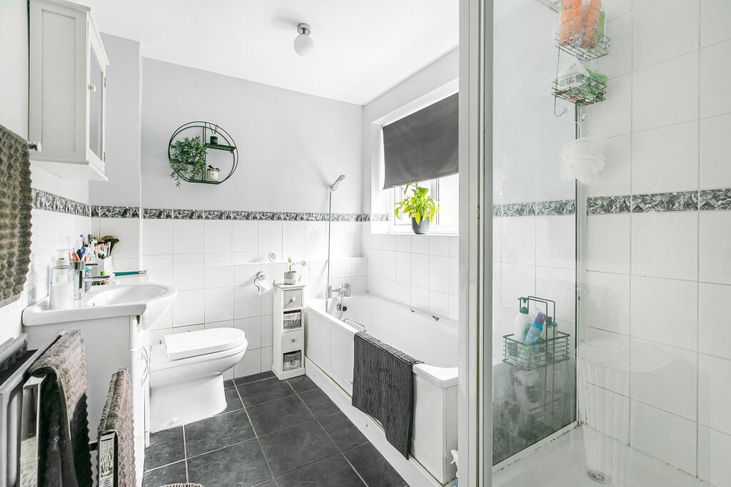 Additional image 4 of Fairhaven, Park Street, AL2