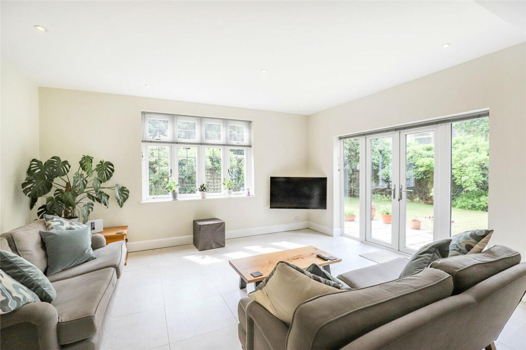 Additional image 3 of Townsend Drive, St. Albans, Hertfordshire, AL3