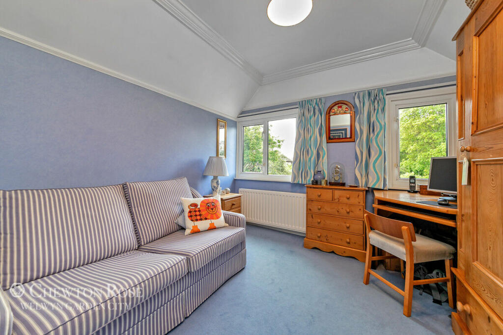 Additional image 12 of Endymion Road, Hatfield