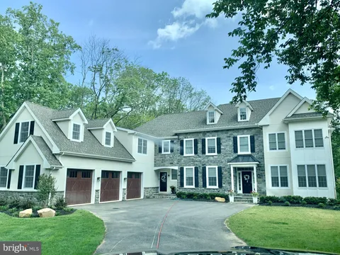 Primary image of 1304 Sugartown Road, Berwyn, PA 19312