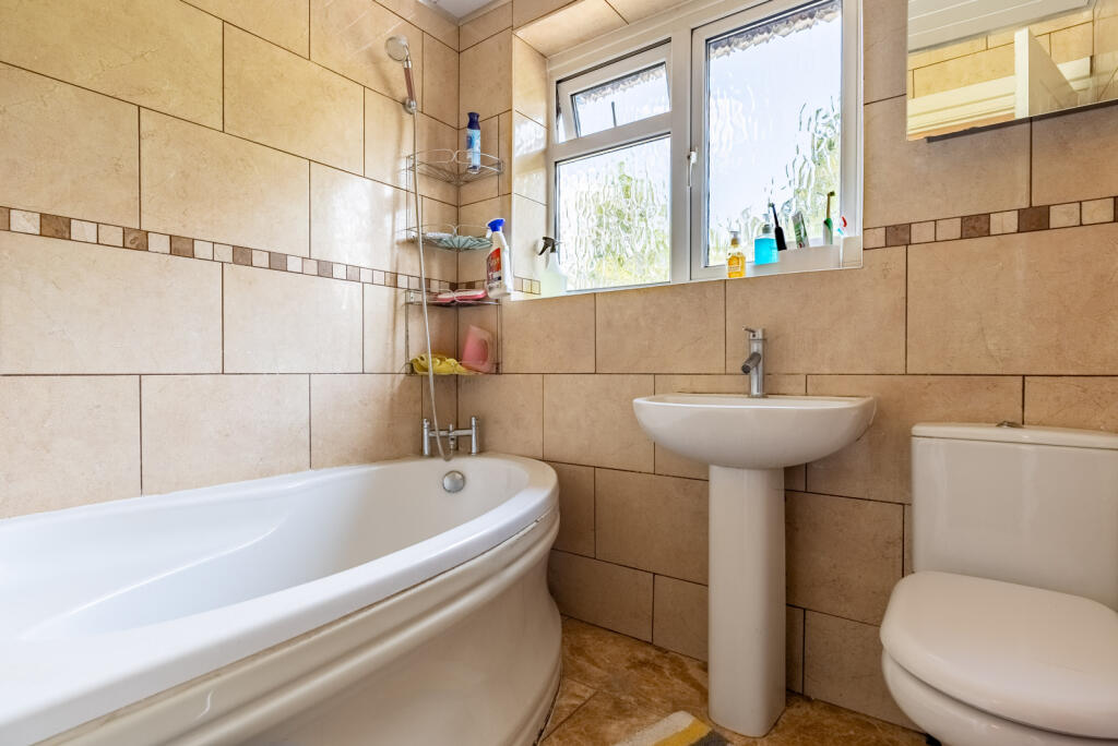 Additional image 12 of Sherwood Avenue, St. Albans, Hertfordshire, AL4