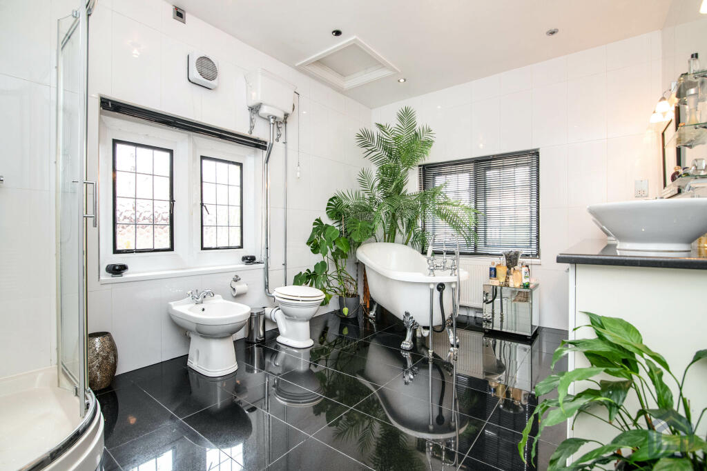 Additional image 30 of West Drive, Handsworth Wood, B20