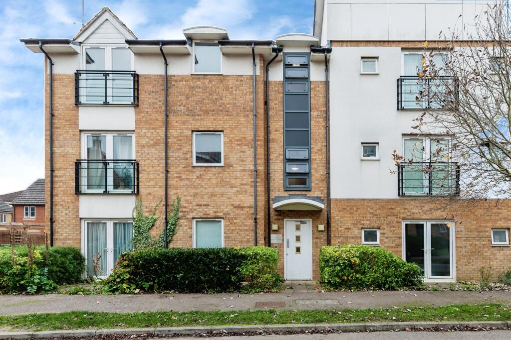 Additional image 15 of Eddington Crescent, WELWYN GARDEN CITY