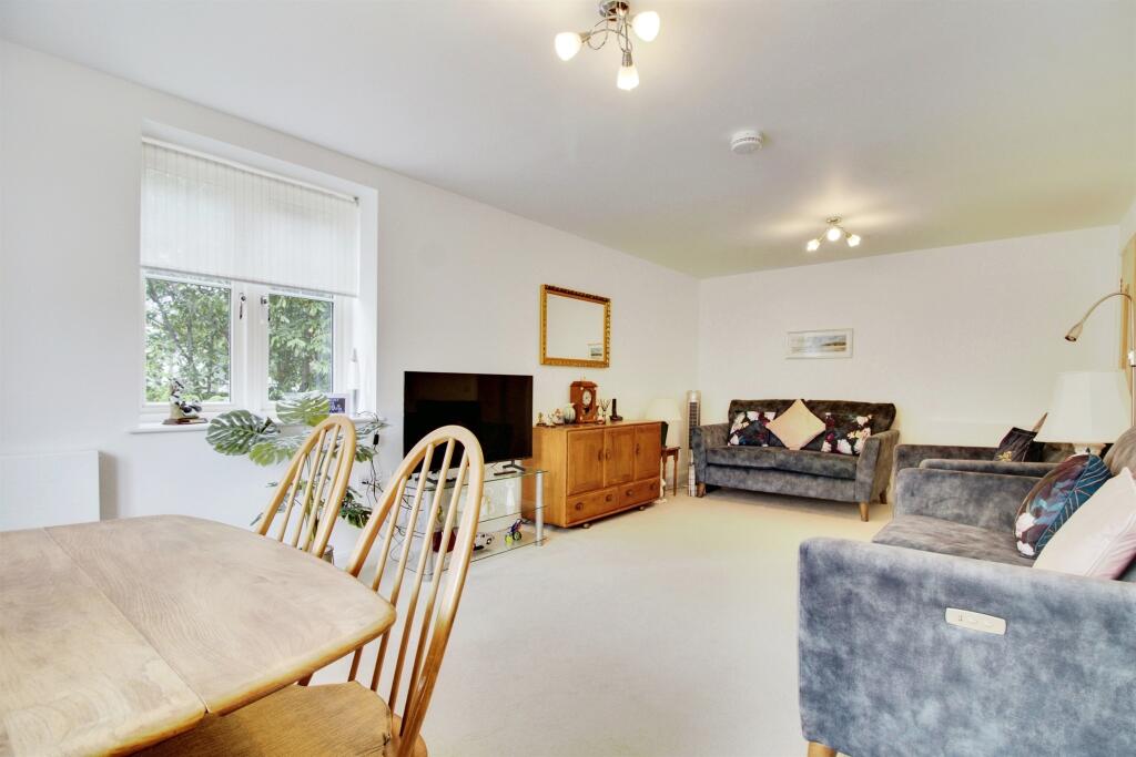 Additional image 4 of Great North Road, Hatfield