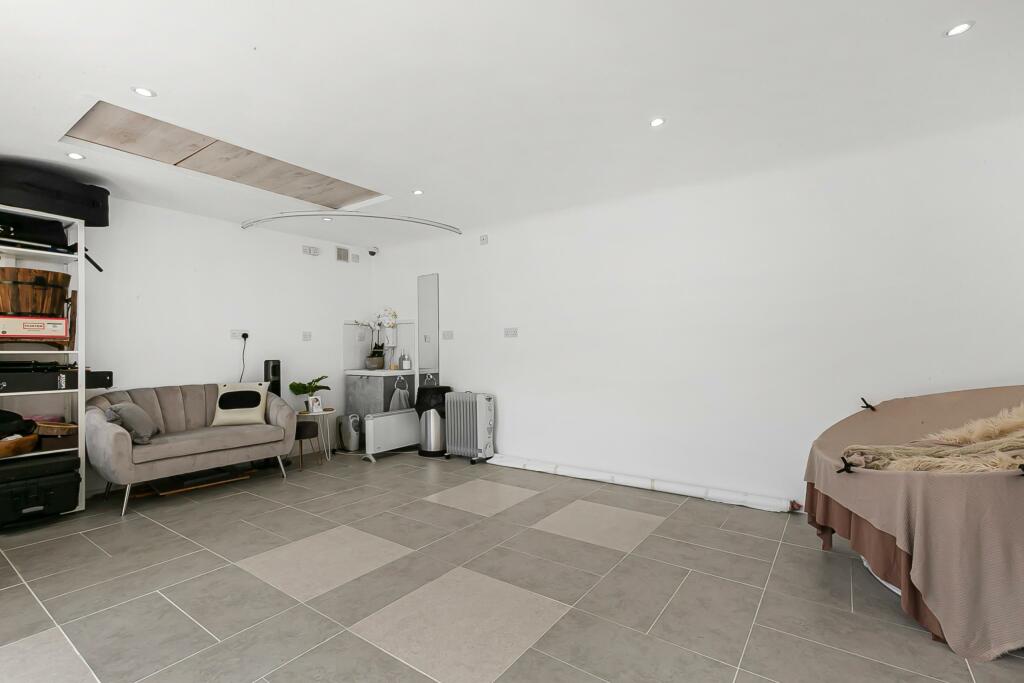 Additional image 26 of Hedley Road, St Albans, AL1