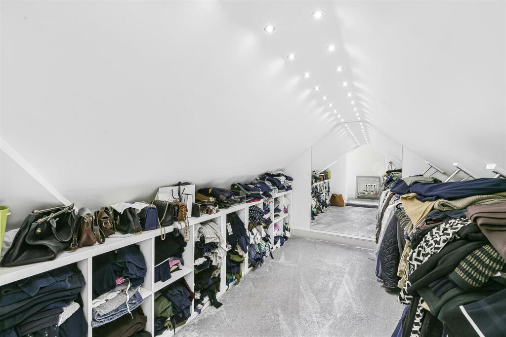 Additional image 26 of Pine Grove, Brookmans Park, Hatfield