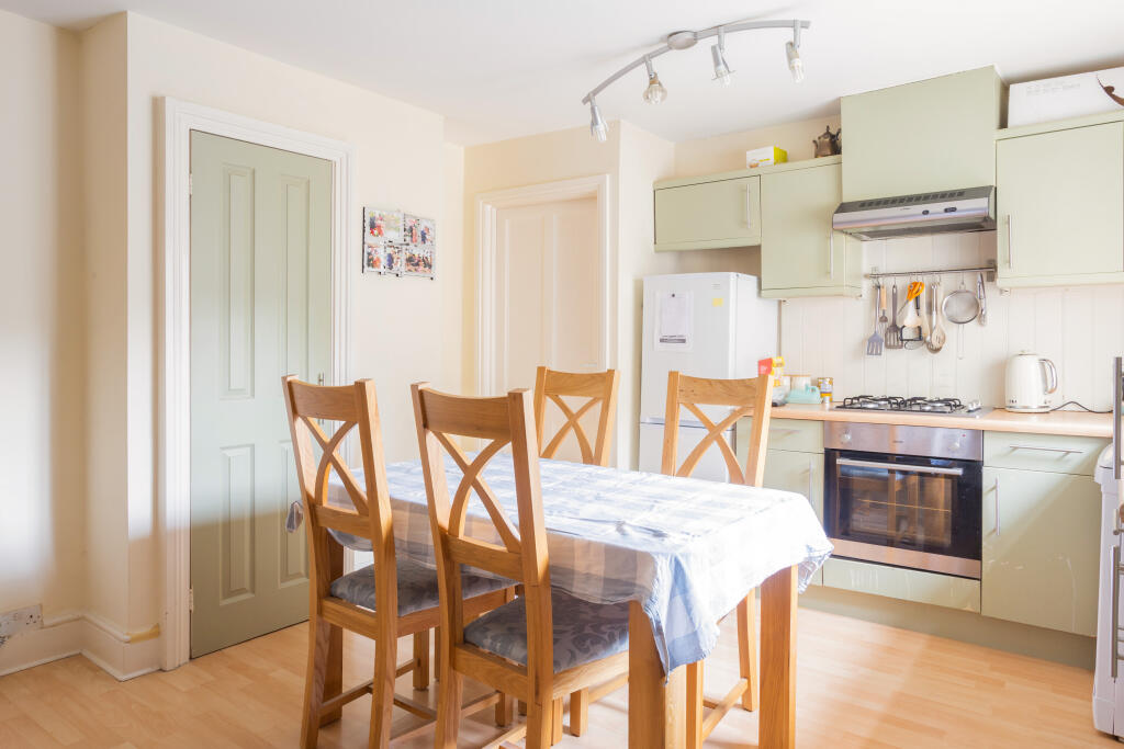 Additional image 4 of Carlton Road, Harpenden, AL5