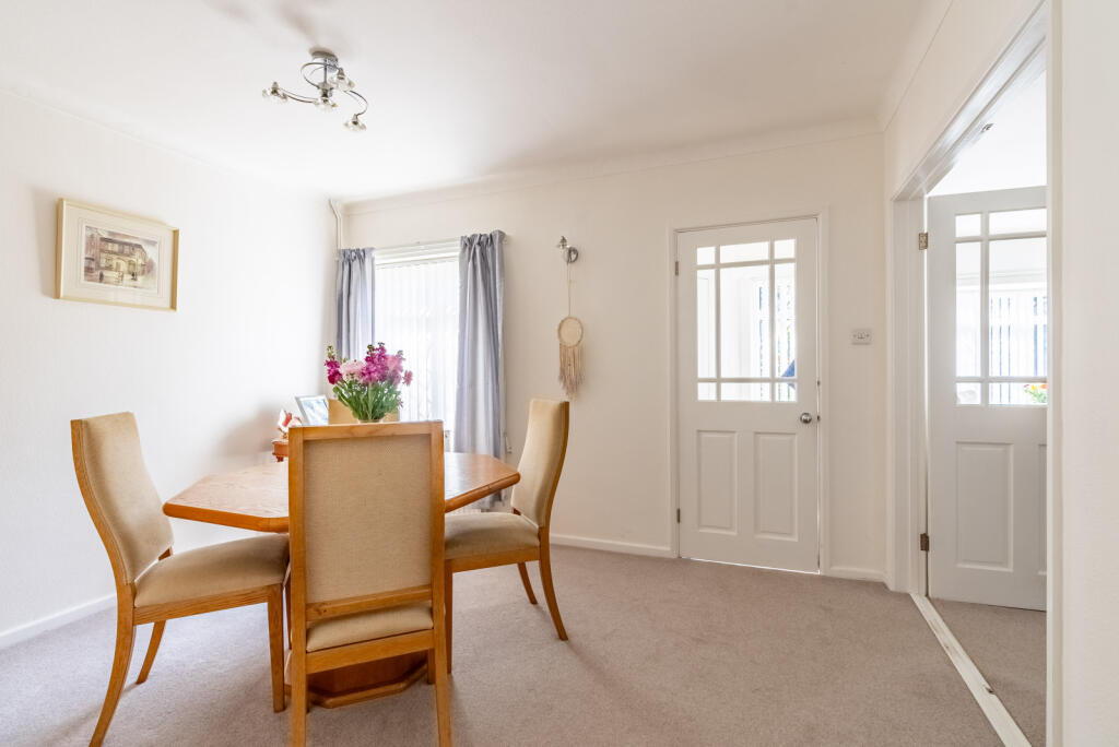 Additional image 5 of Walkers Close, Harpenden, Hertfordshire, AL5