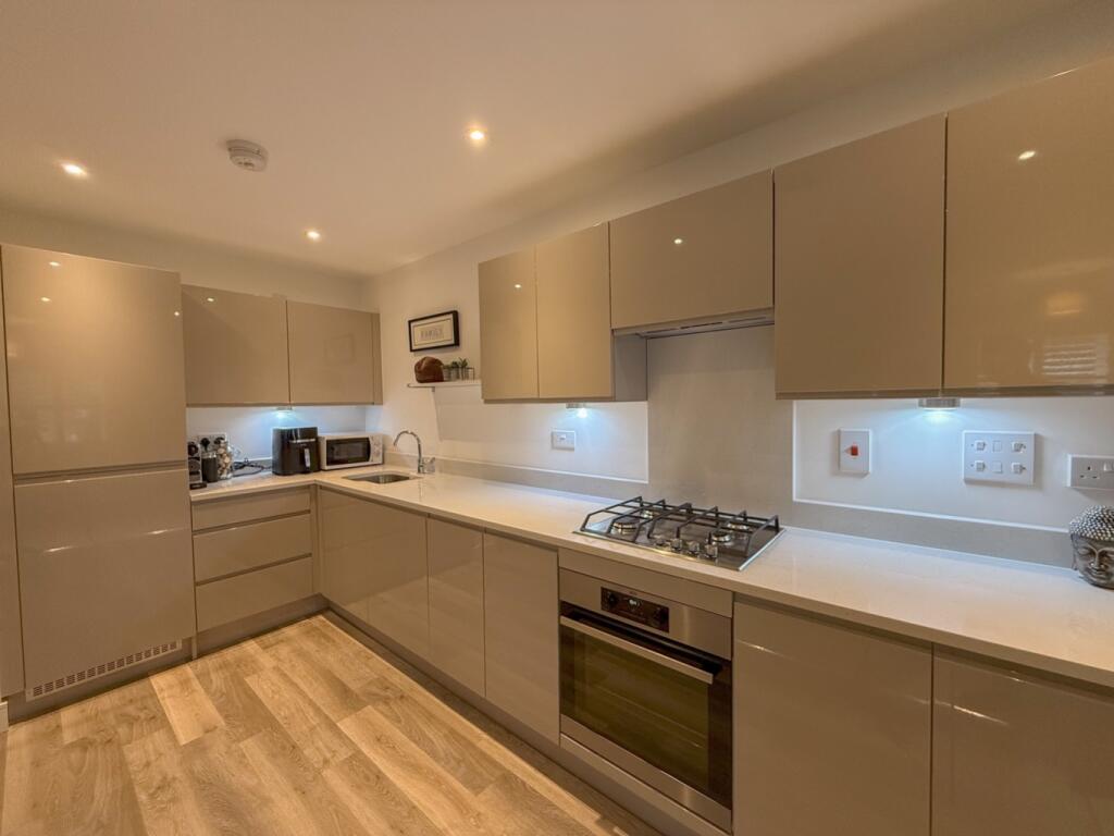 Additional image 6 of Belgae Lodge, Tomlinson Court, Wilshere Park, Welwyn, Hertfordshire, AL6