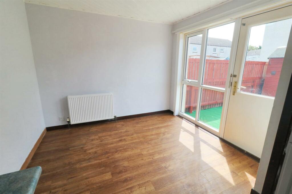 Additional image 6 of 75 Den Crescent, Keith