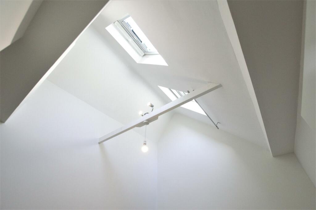 Additional image 5 of Holywell Hill, City Centre, St Albans, AL1