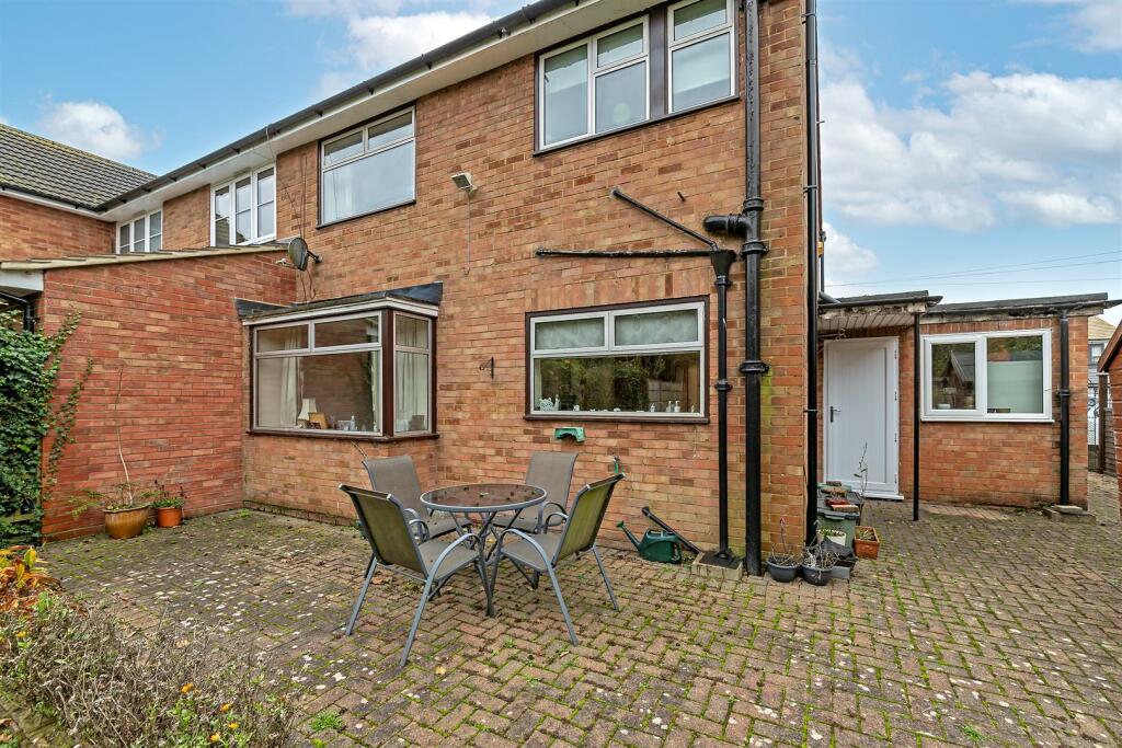 Additional image 16 of Wick Avenue, Wheathampstead