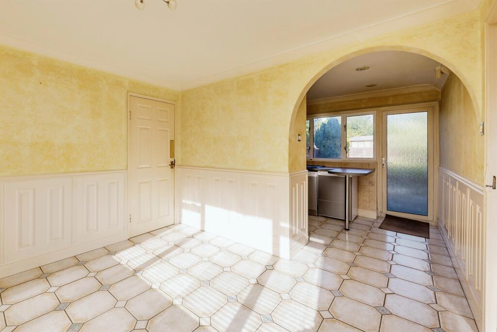 Additional image 3 of Heronswood Road, Welwyn Garden City