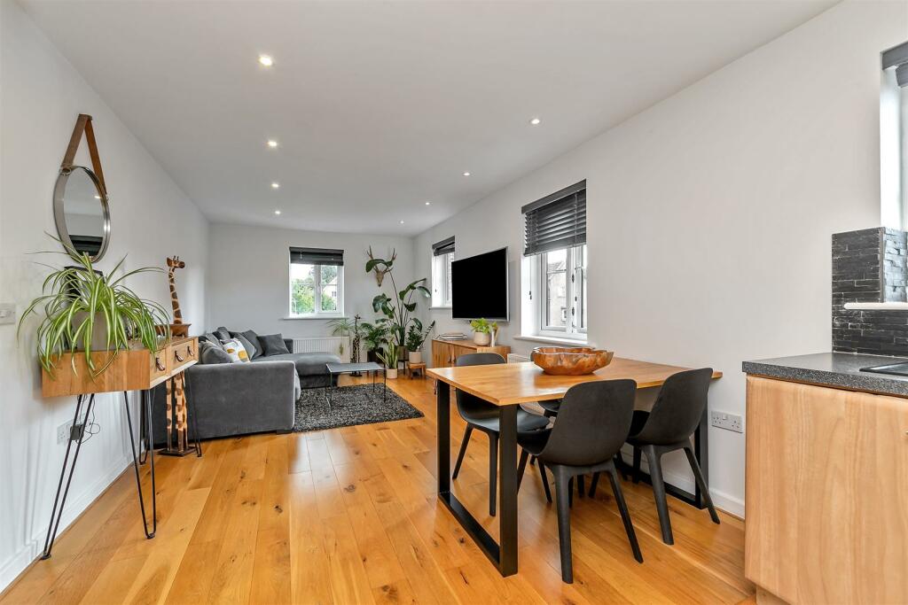 Additional image 5 of Centaurus Square, Curo Park Frogmore, St Albans