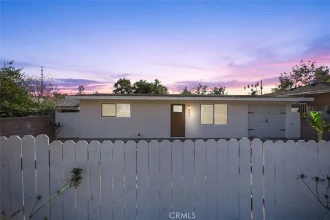 420 W D Street, Colton, CA 92324