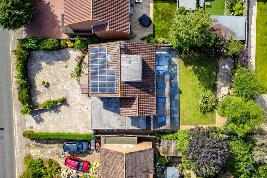 Additional image 13 of Tippendell Lane, St. Albans, Hertfordshire, AL2