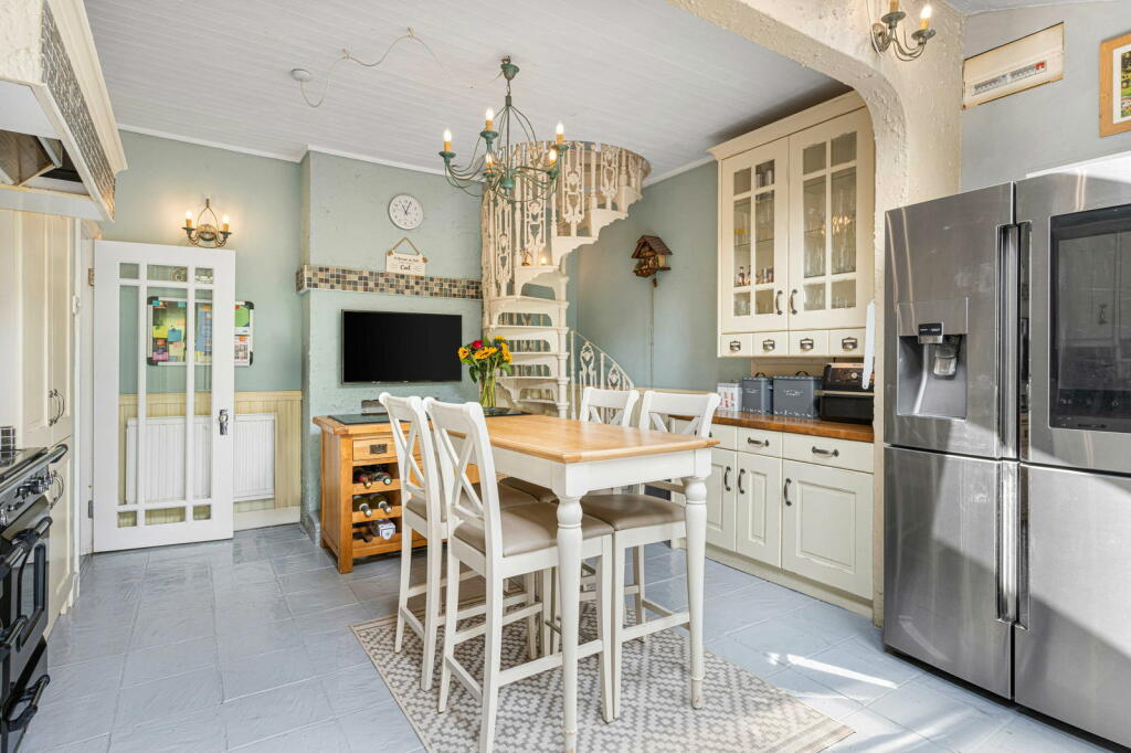 Additional image 17 of Codicote Road, Welwyn, AL6