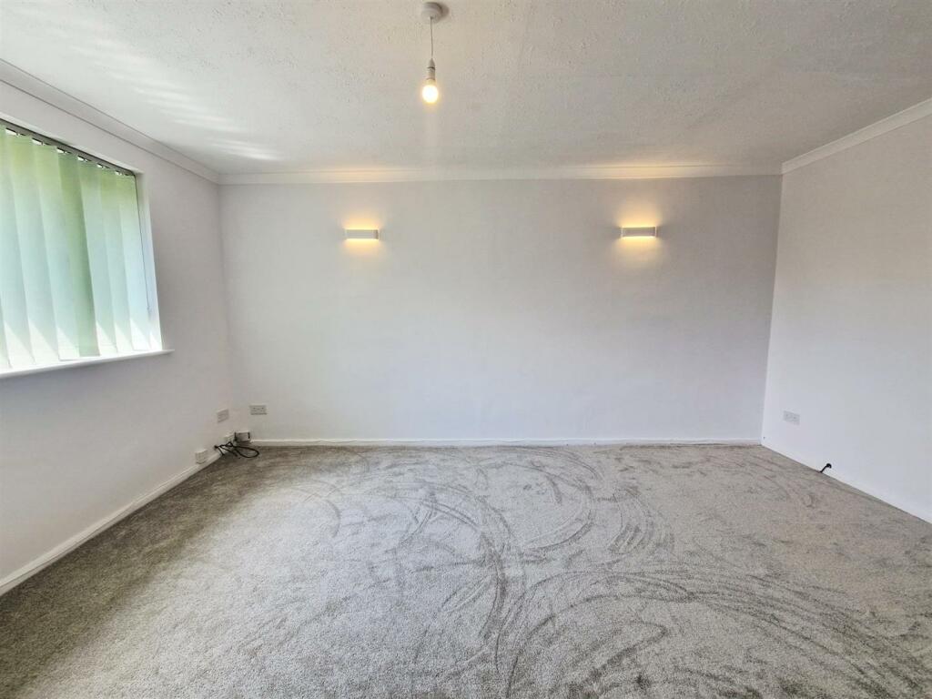 Additional image 7 of South Road, Northfield, Birmingham, B31