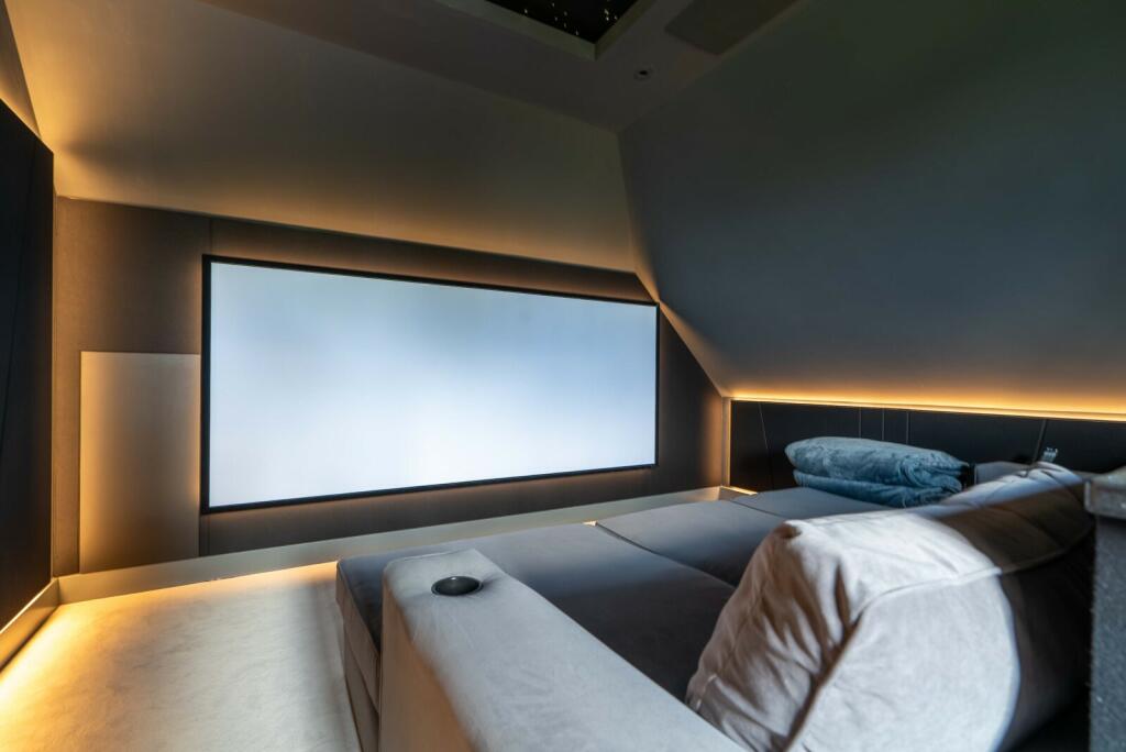 Additional image 10 of Watford Road, St. Albans, Hertfordshire, AL1