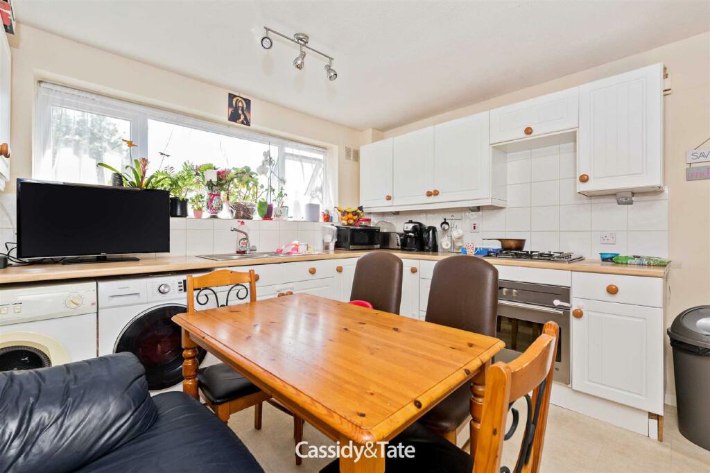 Additional image 2 of Tennyson Road, Chiswell Green, St Albans