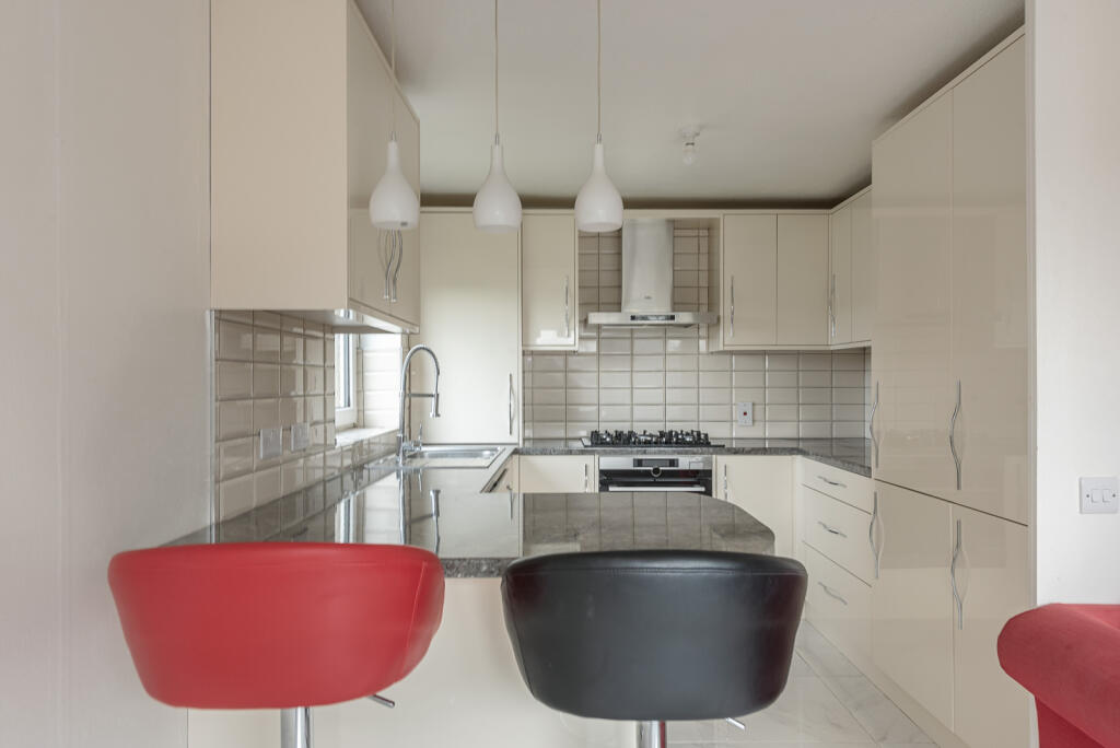 Additional image 12 of Smallwood Close, Wheathampstead, St. Albans, Hertfordshire, AL4