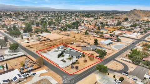 14296 Gayhead Road, Apple Valley, CA 92307