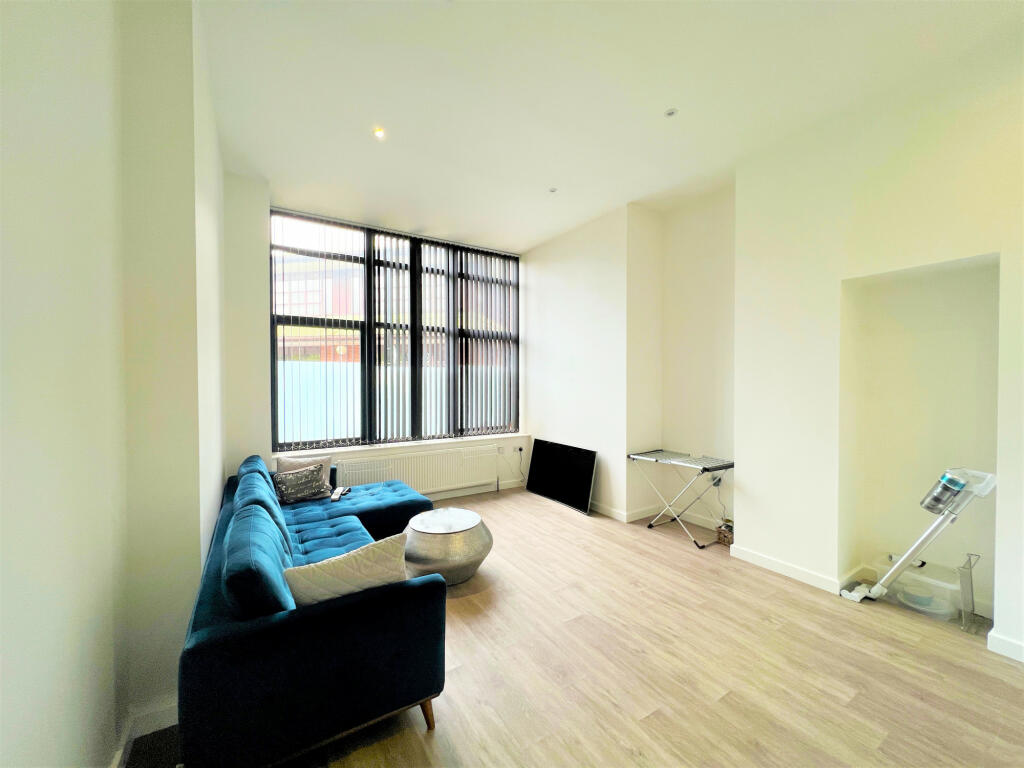 Additional image 5 of Bellmont Lodge, Sterling Court, Hertfordshire, AL7