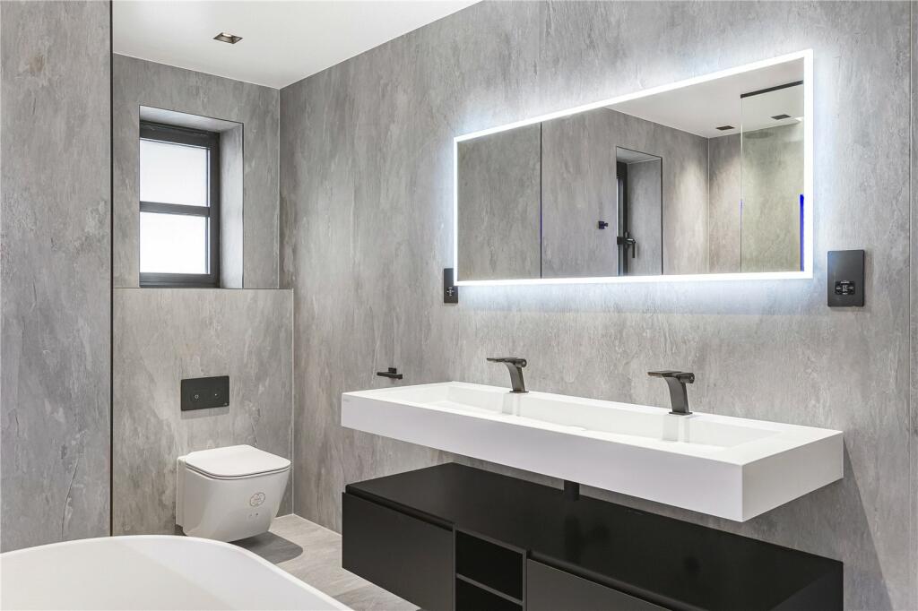 Additional image 37 of Brookmans Avenue, Brookmans Park, Hertfordshire, AL9